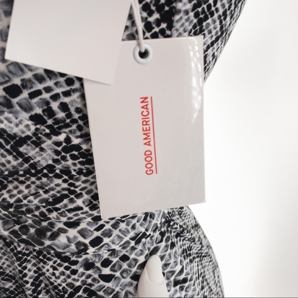 NWT GOOD AMERICAN Snake Print Wrap Dress C0191 & C0192 - Picture 10 of 15